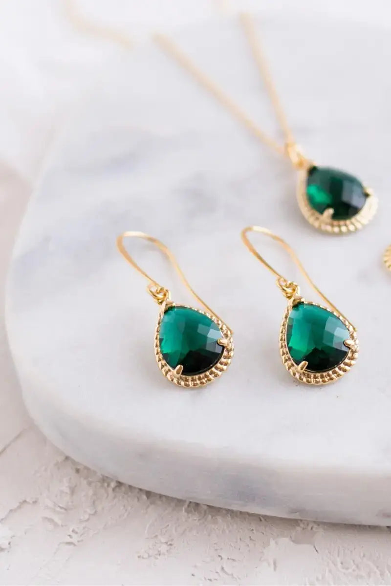Exquisite: Emerald Green Drop Earrings - Mystic Soul Jewelry