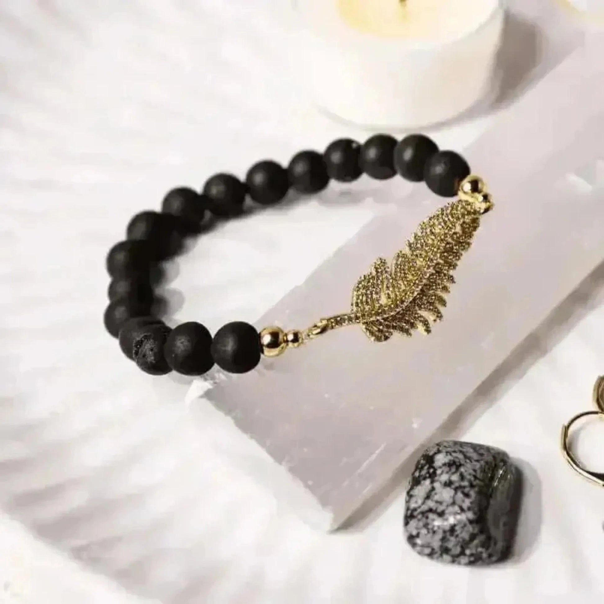 leaf stretch bracelet