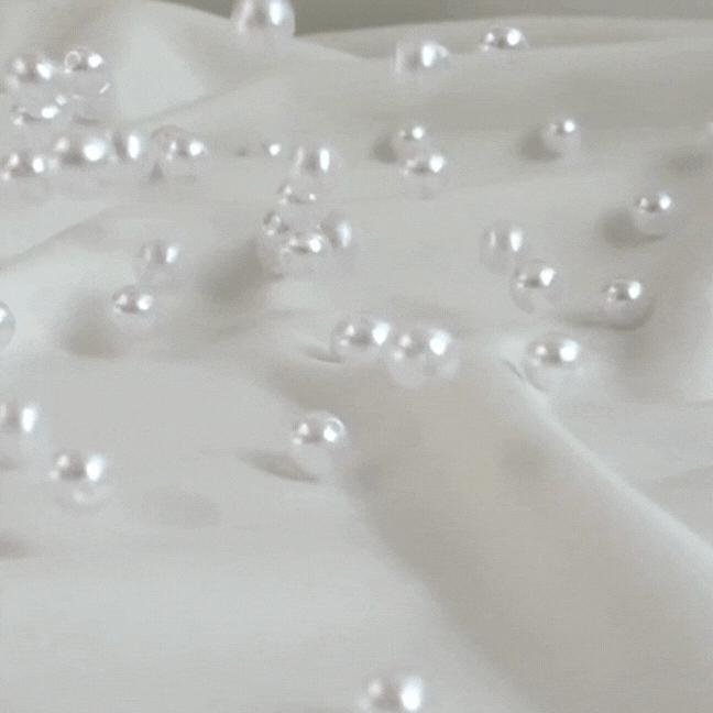 Pearls Bouncing and rolling