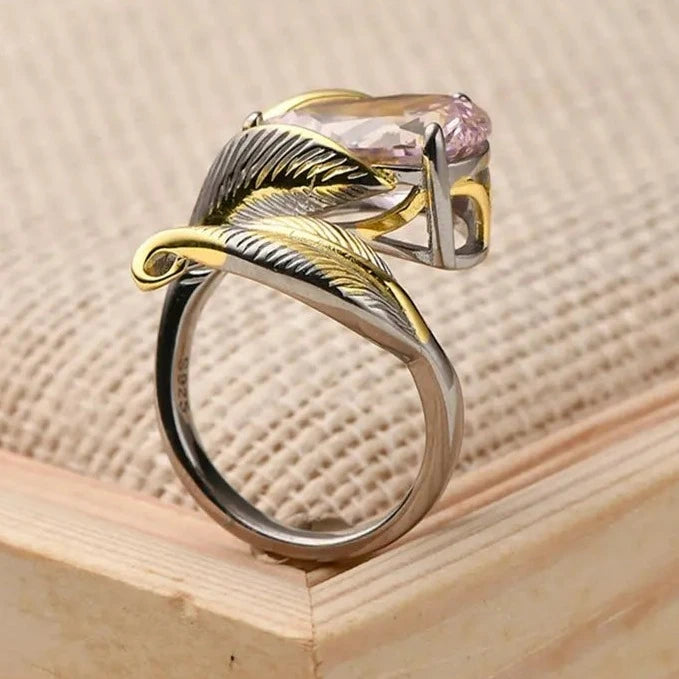 Feather cocktail ring