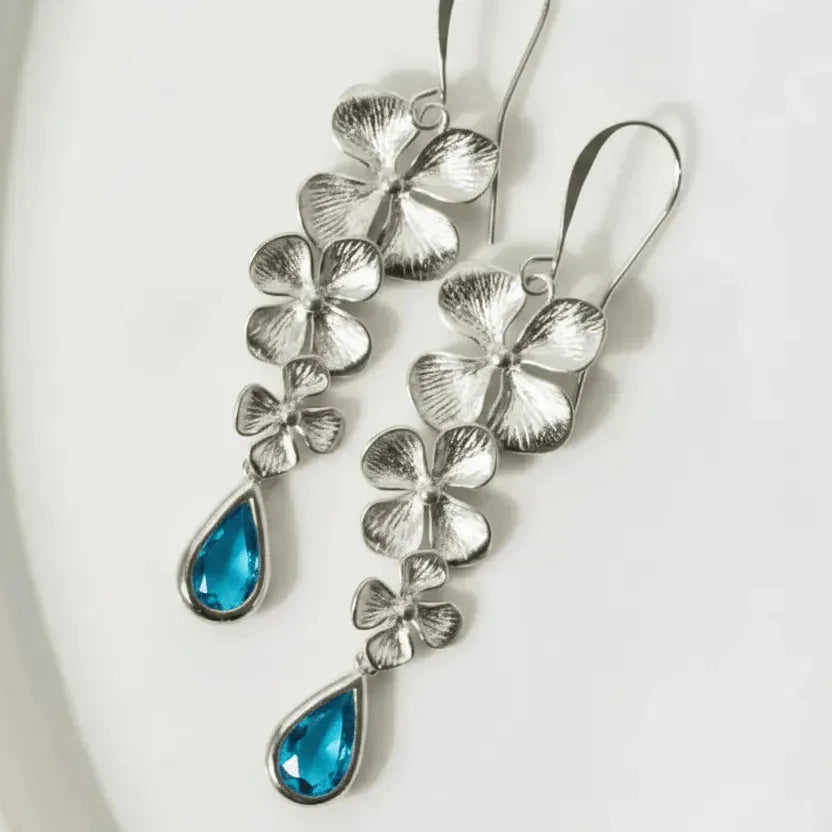 capri_triple_orchid_earrings_silver