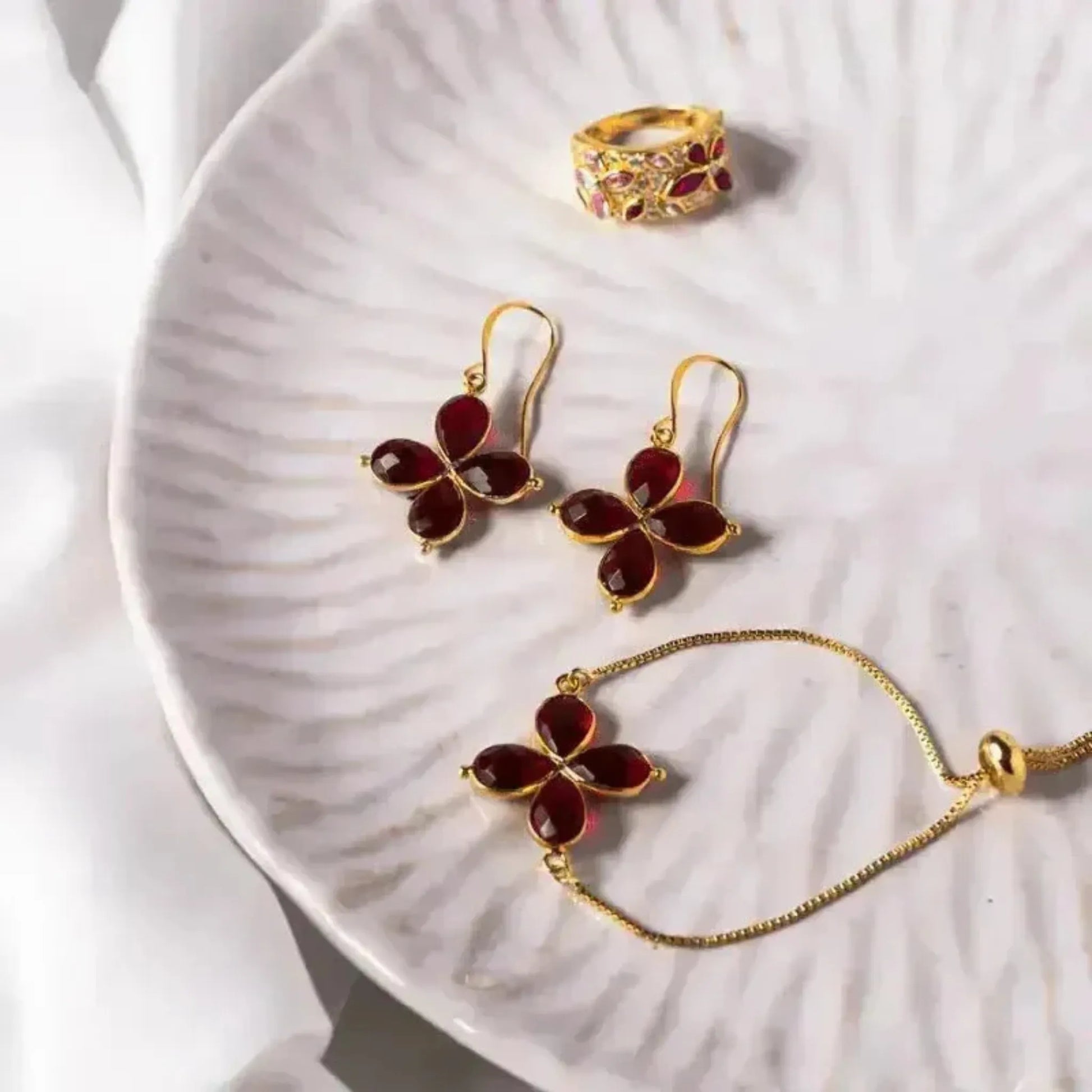 garnet clover earrings and bracelet