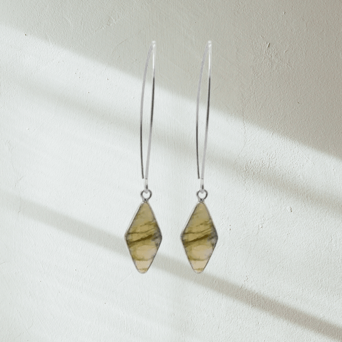 Labradorite Mini Spike Earrings - Silver - Mystic Soul Jewelry