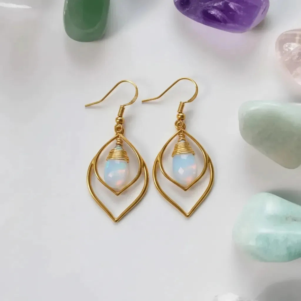 opalite_teardrop_earring_gold