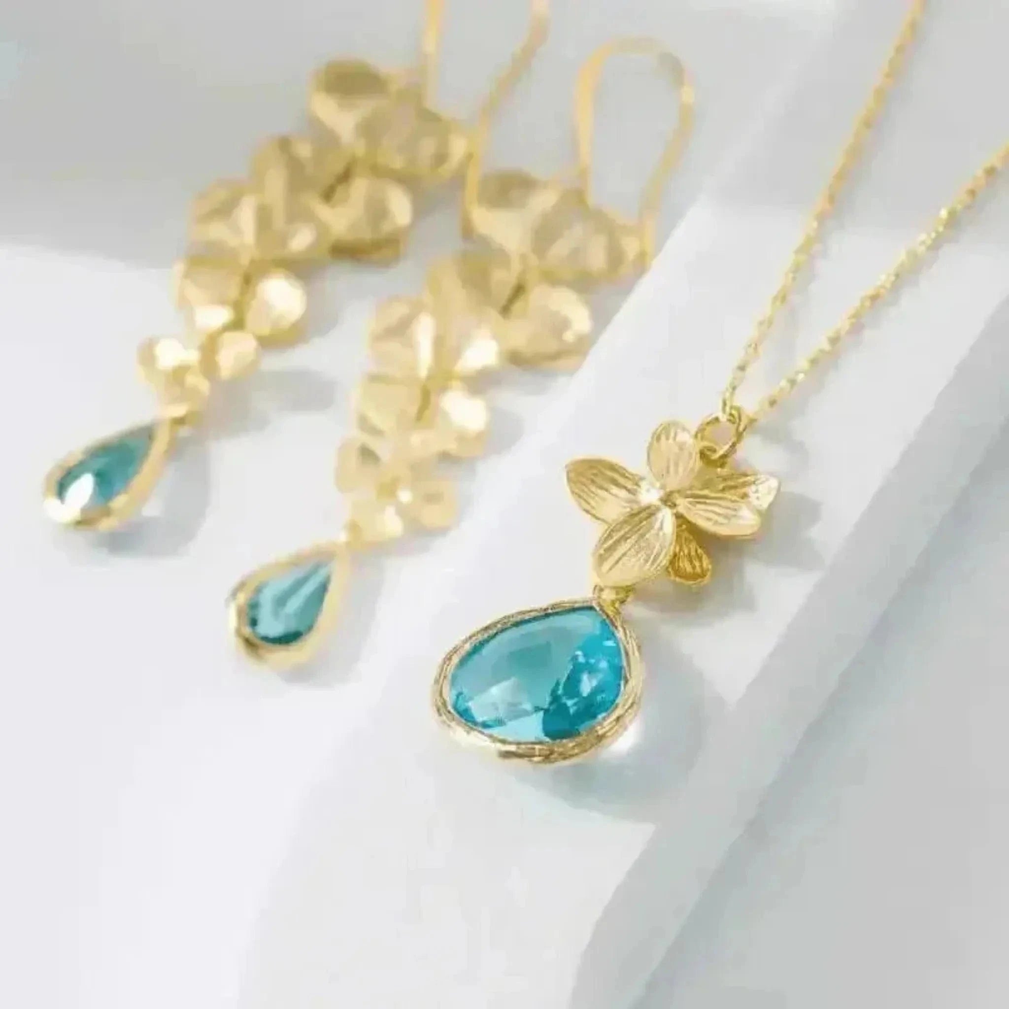 aqua blue orchid necklace