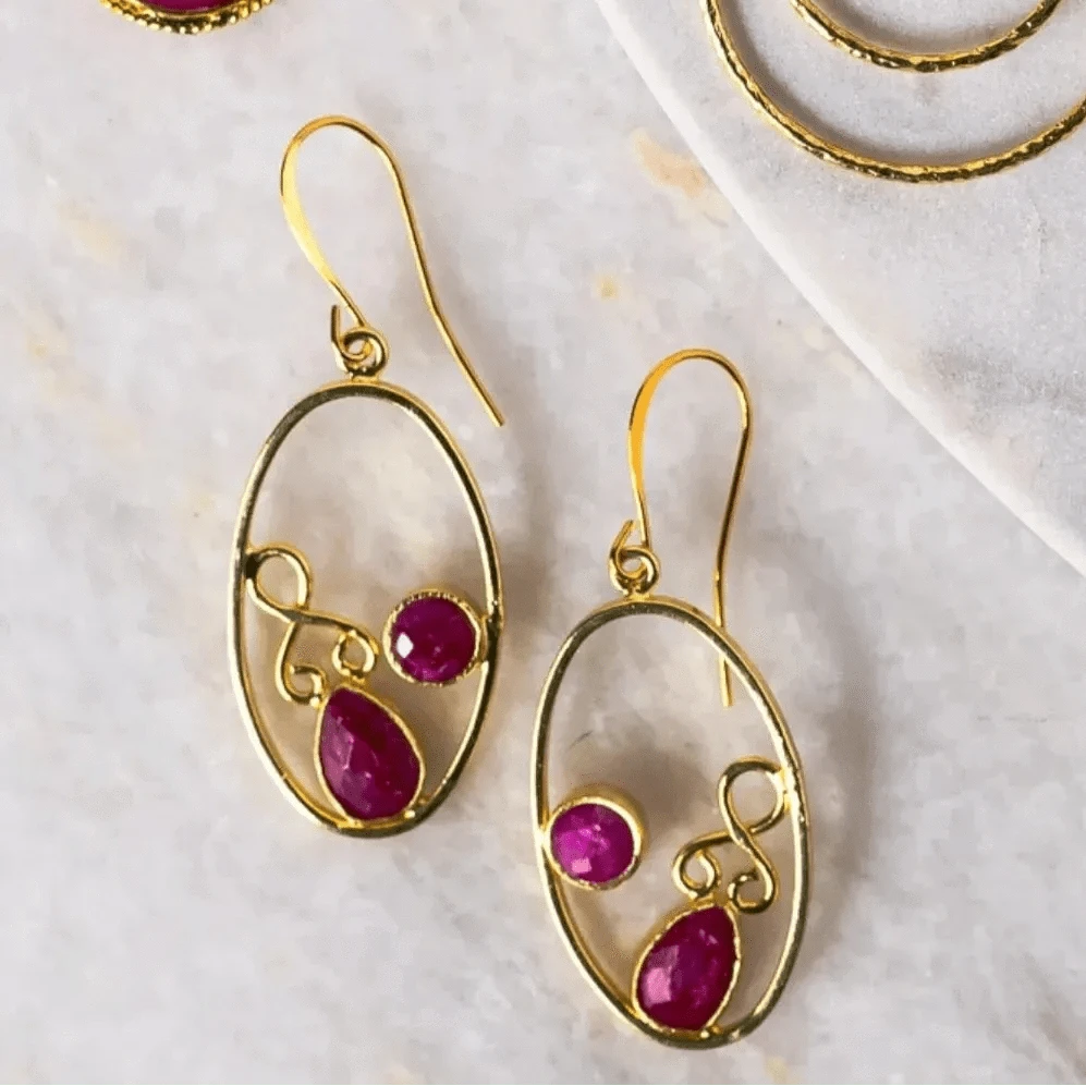 ruby_earrings_gold