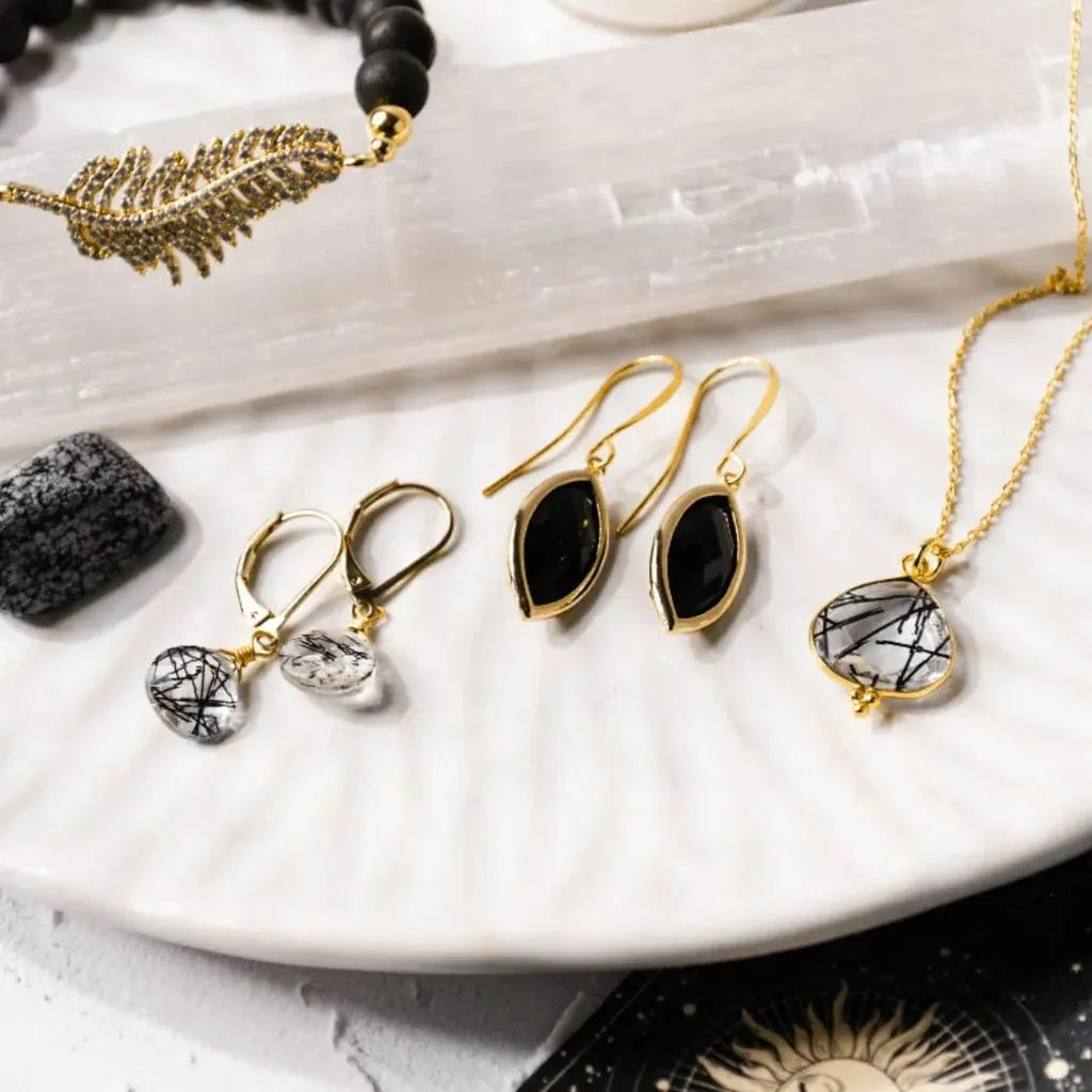 Black rutilated quartz heart earrings with pear necklaces and bracelet in gold — crystal jewelry set