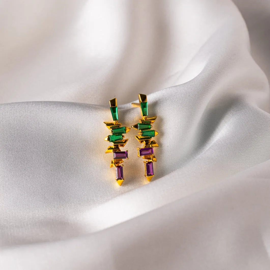 green spinel stud gemstone earrings
